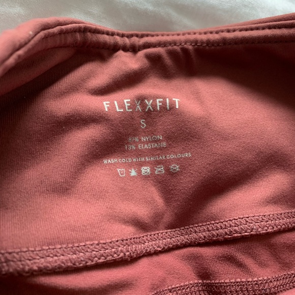 Pink Flexxfit Leggings (no front seam!) - Picture 3 of 4